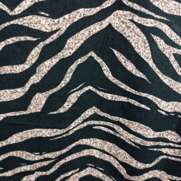 Torrid Womens Ava Stretch Challis Cami Wave Tiger Print Size 3X 22-24 - Picture 4 of 7